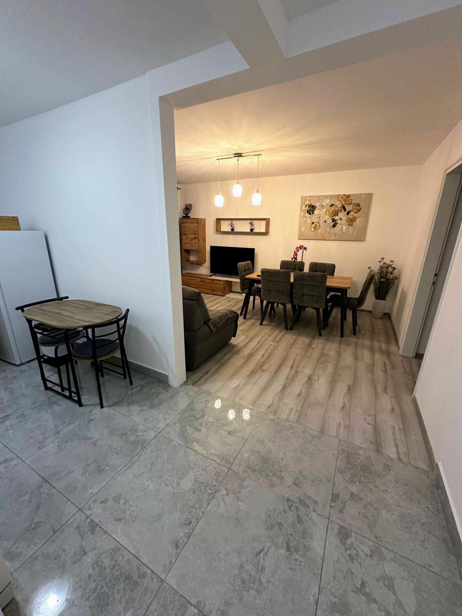 Apartment Marija Varazdin Bagian luar foto