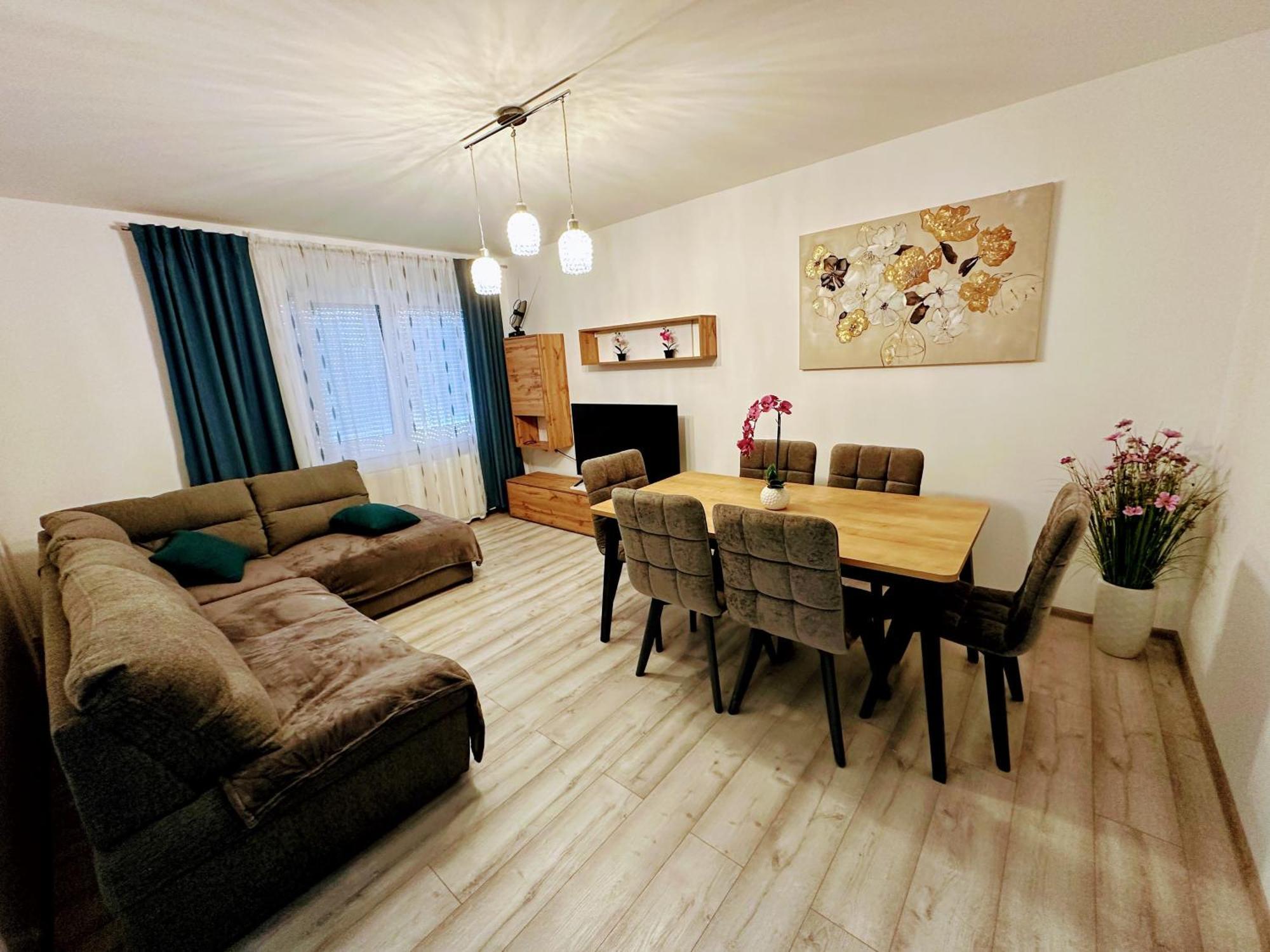 Apartment Marija Varazdin Bagian luar foto